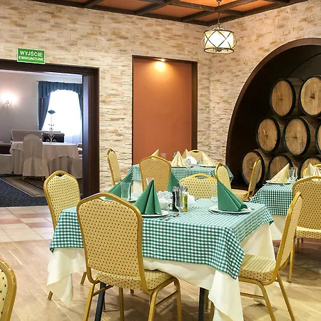 Dworek Eureka Hotell