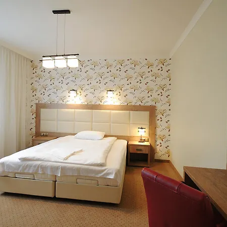 Hotel Dworek Eureka