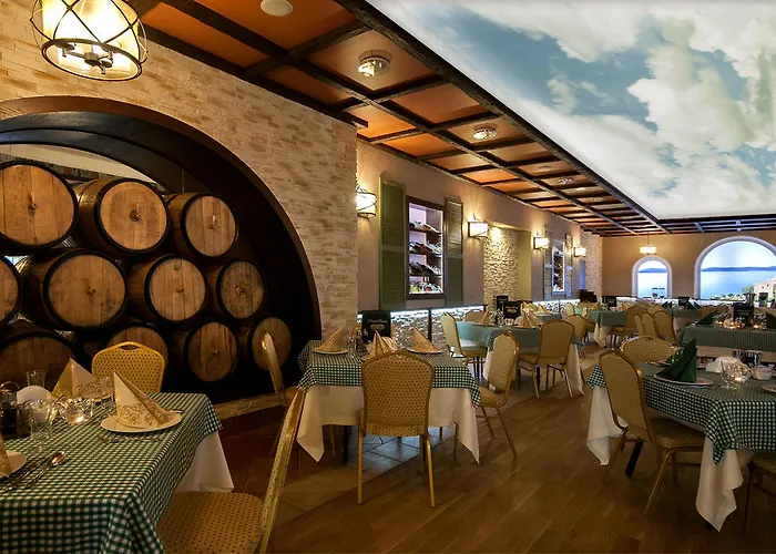 Hotel Dworek Eureka 3*